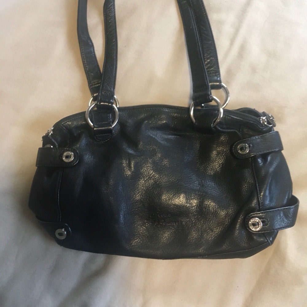 Stone Mountain black leather purse